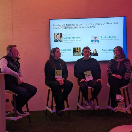 Google booth panel about Ukraine
